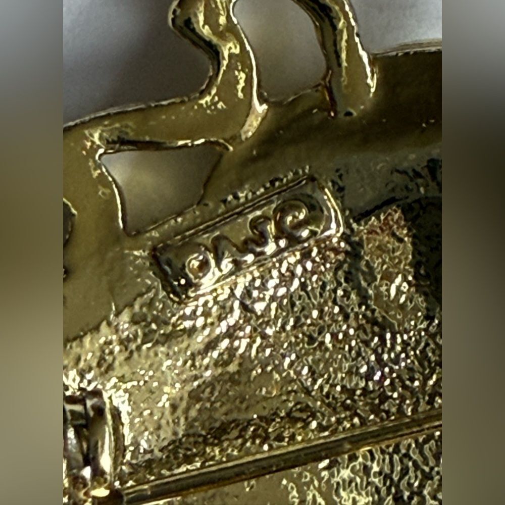 AJC Signed Articulating Gold Tone Vintage Lady Golfer Brooch. - Picture 7 of 7